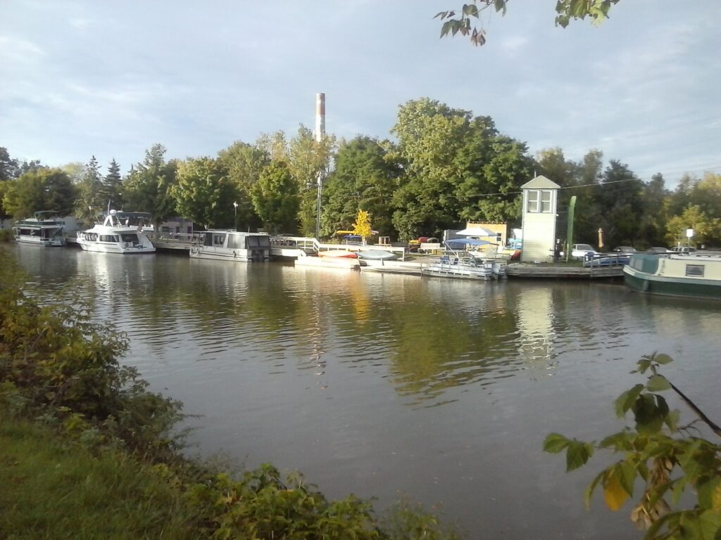 fairport ny town canal view